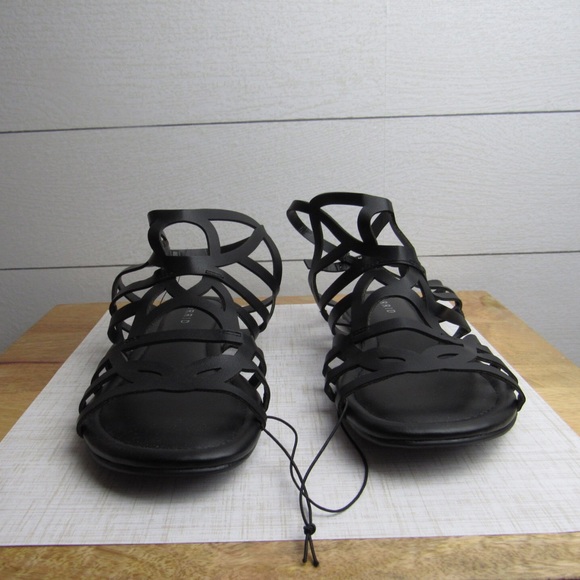 torrid Shoes - Torrid black gladiator sandals 8W